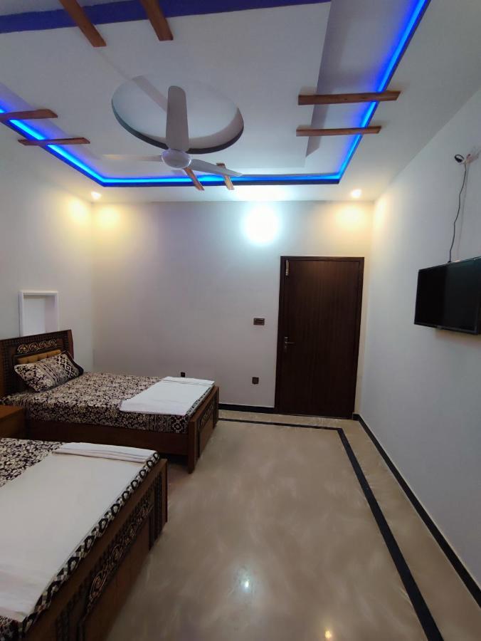 Lavish Inn Islamabad Esterno foto